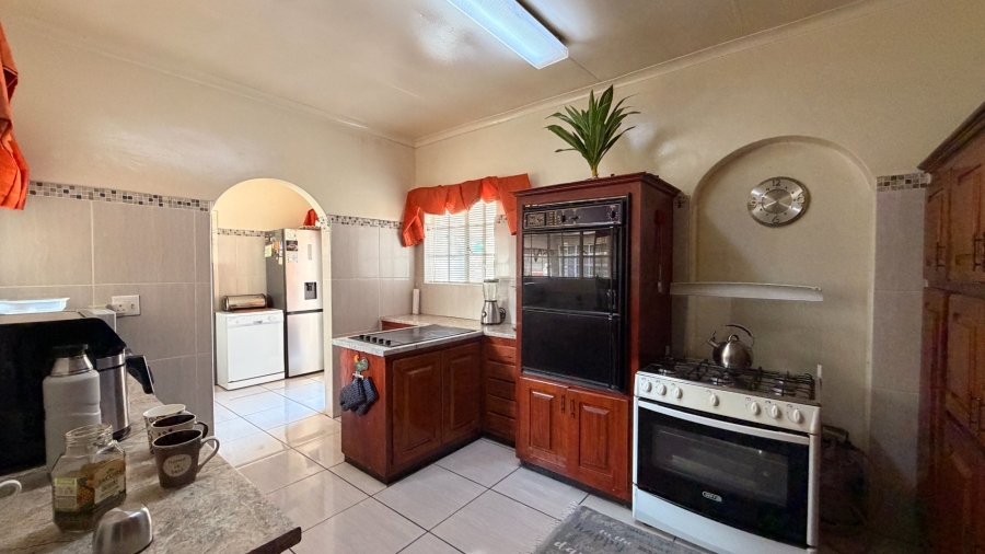 5 Bedroom Property for Sale in Die Bult North West